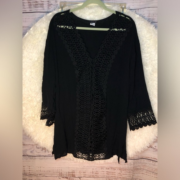 VENUS Black Swim Coverup with Elegant Design Medium NWOT - Picture 14 of 14